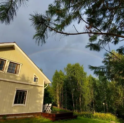 Sinettaestar-- Traditional Lapland Шале