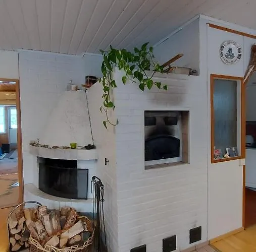 Sinettaestar-- Traditional Lapland