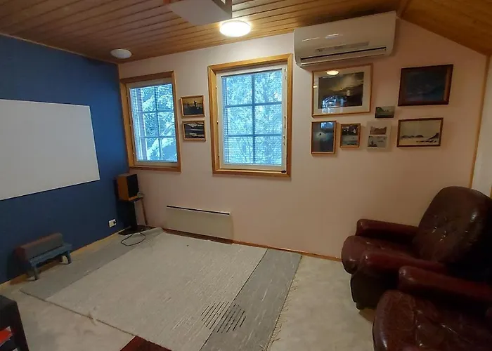 Sinettaestar-- Traditional Lapland *